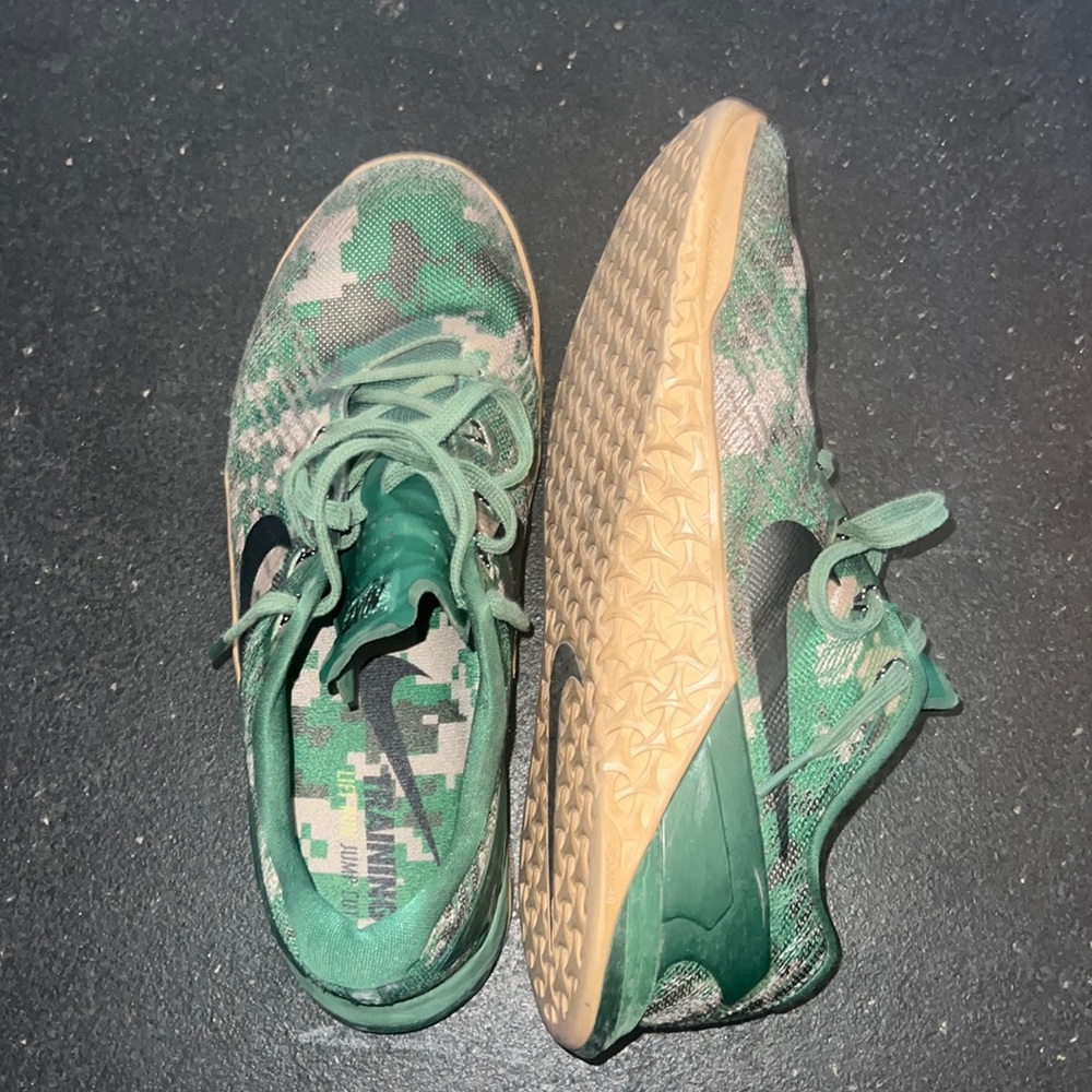 Men’s Nike Metcon 3 shoes